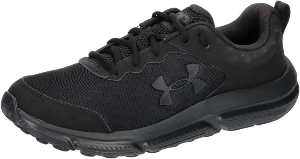 Under Armour UA Charged Assert 10 Sneaker Black/Black/Black Herr